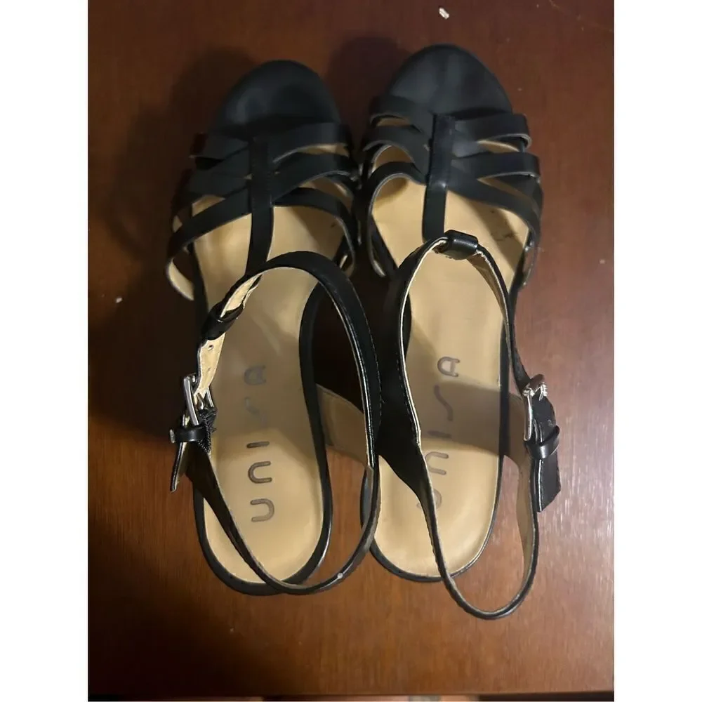 Unisa strappy wedges size 7